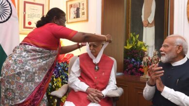 Video: President Murmu confers Bharat Ratna on L K Advani