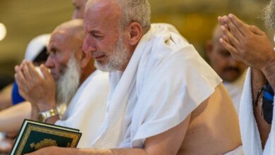 Photos: Worshippers gather at two holy mosques on 29th Ramzan