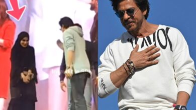 SRK avoids hugging Hijabi fan, wins hearts, video goes viral