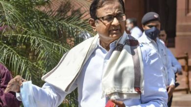 Chidambaram wears mask at Parliament