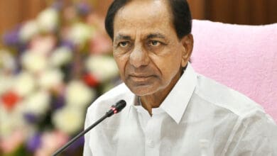 Telangana CM KCR offers prayers at Pandharpur temple in Maharashtra