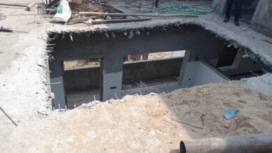 HMDA razes four illegal buildins in Ghatkesar
