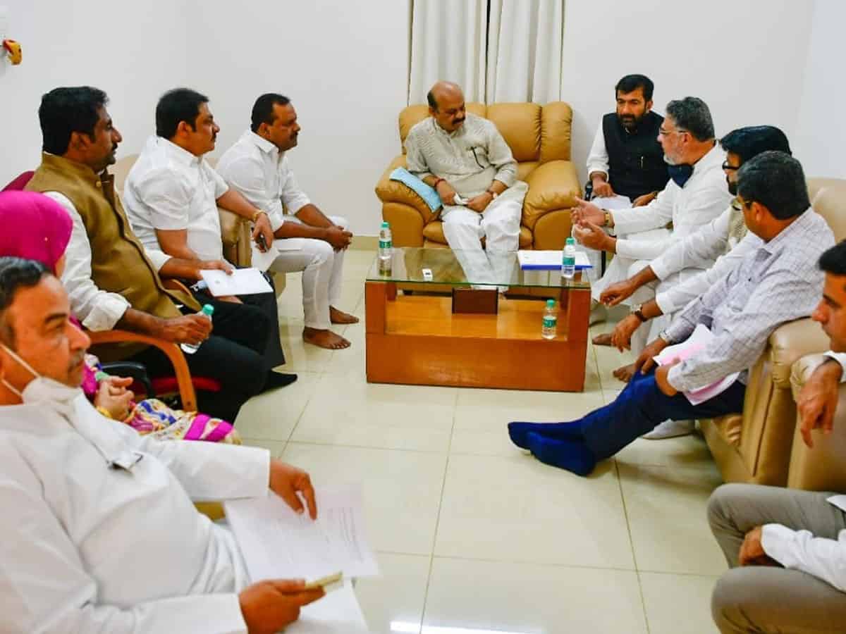 Hijab crisis: Karnataka Congress Muslim leaders meet CM Bommai