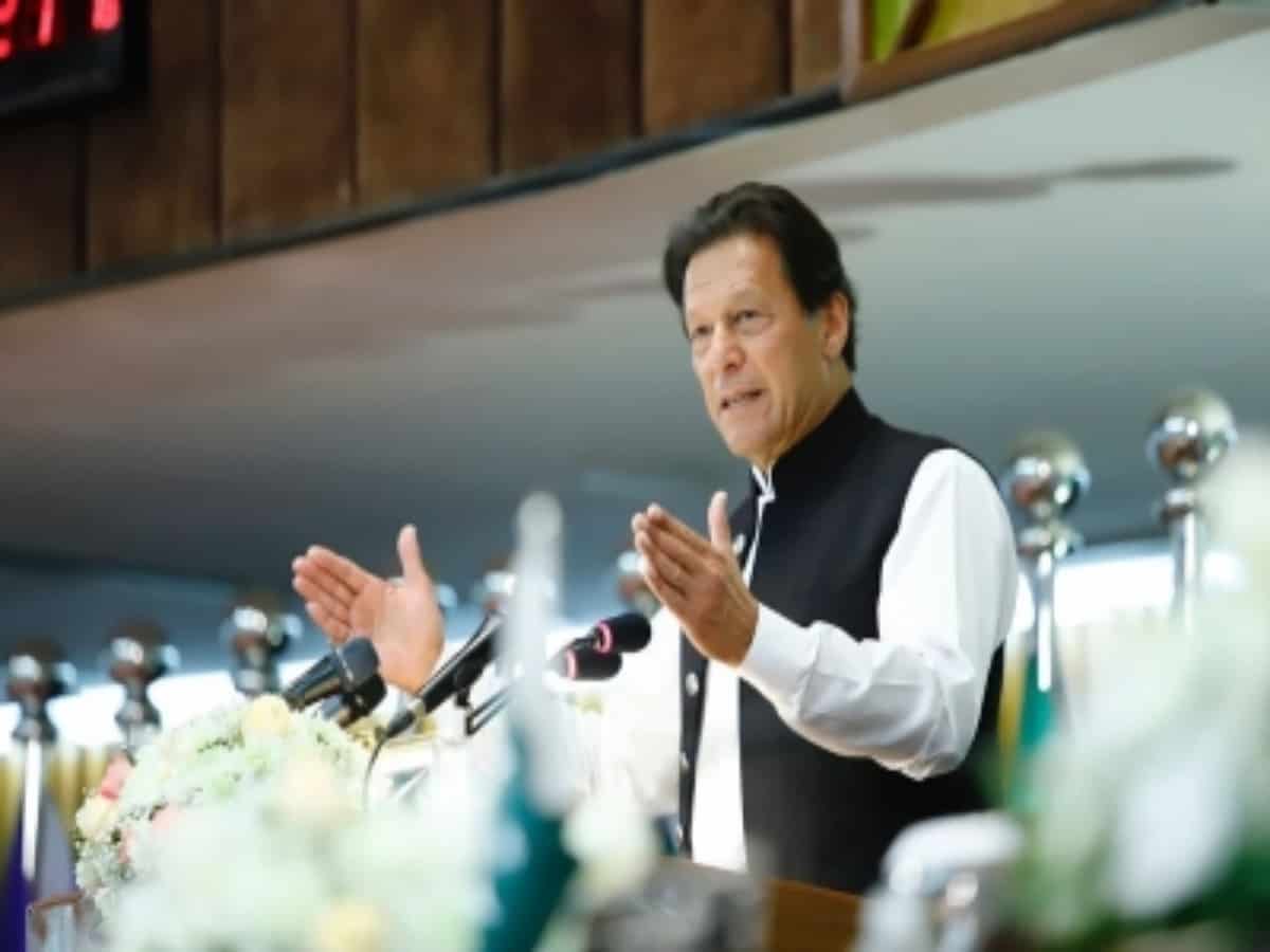 Pakistan PM Imran Khan names US official who sent 'threat' message