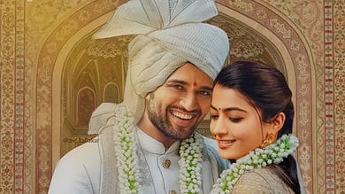 'Wedding pic' of Vijay Deverakonda, Rashmika surfaces online