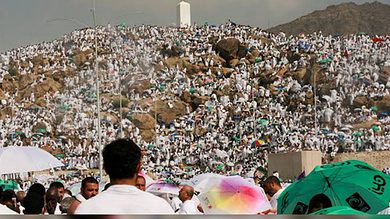 Saudi: Haj pilgrims have options to cancel companions