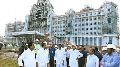 Hyderabad: KCR inspects ongoing works at Secretariat comnplex