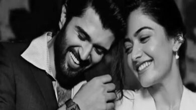 Internet abuzz with rumors of Rashmika Mandanna, Vijay Deverakonda living together