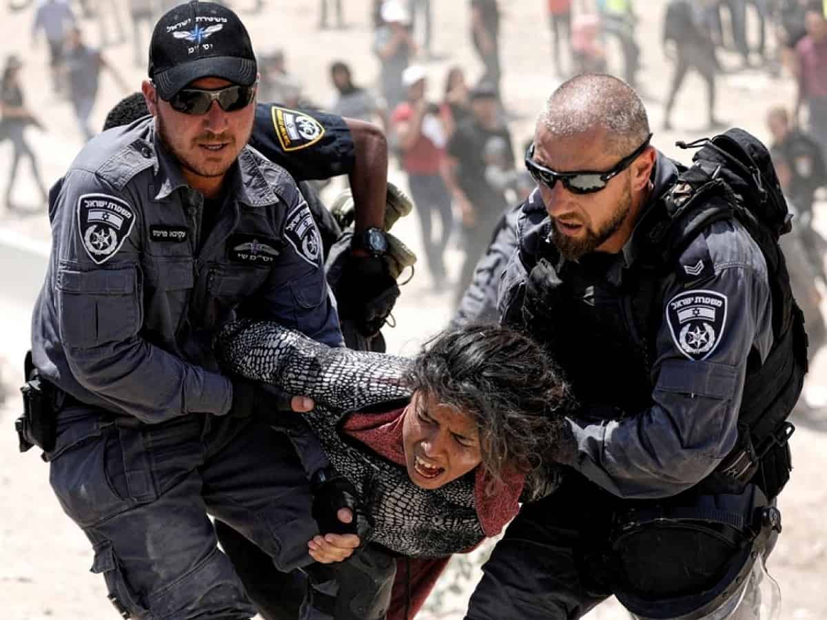 34 female Palestinian prisoners held in Israeli prisons
