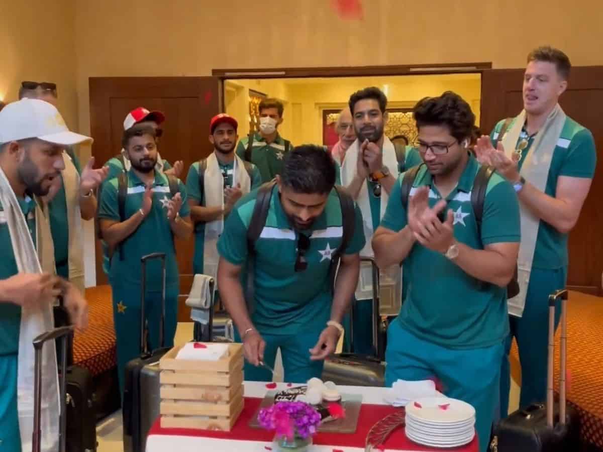 Pakistan arrive in Bengaluru, Celebrates babar Azam's Birthday