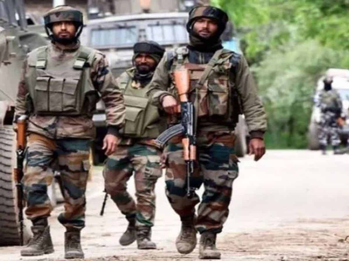 Jammu-Kashmir: Militants attack army vehicles, 3 Jawans injured