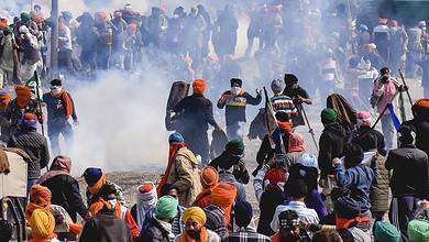 Delhi Chalo: Farmers use kites to take on drone dropping tear gas shells