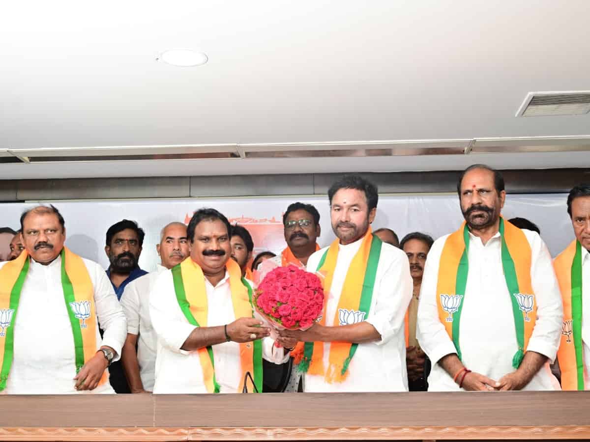 Telangana: Former MLA Aroori Ramesh joins BJP from BRS