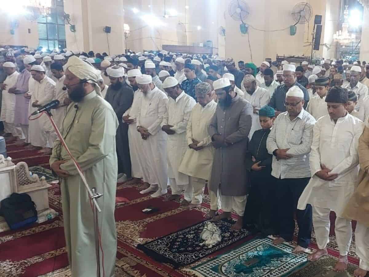 Taraweeh at Makkah Masjid, other mosques in Hyderabad