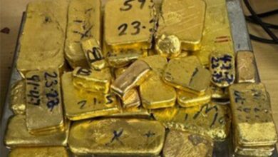 Mumbai: Indian flyer smuggles 2.6 kg gold from UAE, held