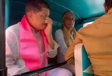 BRS MLA Harish Rao travels in an auto rickshaw