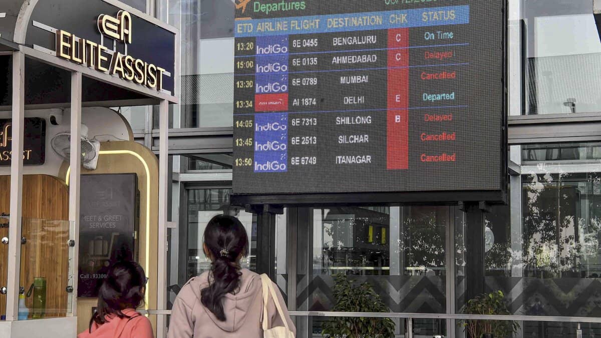 Stranded IndiGo passengers