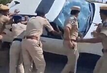 Telangana Police tries to intervene in a clash in Kamareddy