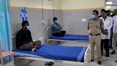 Hyderabad police chief talks to drug-positive rowdy-sheeters at Gandhi Hospital.