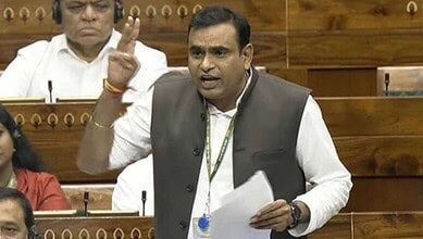 Bhuvanagiri Congress MP Ch Kiran Kumar Reddy criticises BJP for not cooperating with the state government.