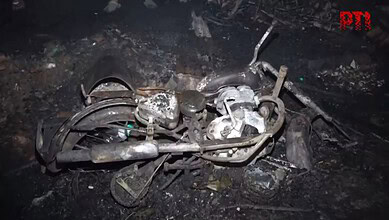 Destruction caused by fire in huts in Delhi