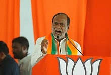 Telangana: BJP demands CBI probe into phone tapping case