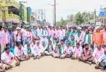 BRS stages protests across Telangana seeking bonus for farmers for paddy