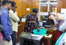 Researchers at ICRISAT are introducing a transformative technology for crop testing, combining AI-driven models and pocket-size near-infrared spectroscopy (NIRS) devices.