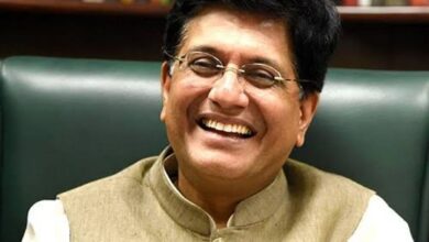 Establish grievance redressal mechanism for farmers in distress: Goyal