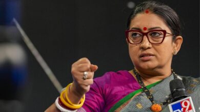 Nehru-Gandhi family kept Amethi underdeveloped: Smriti Irani