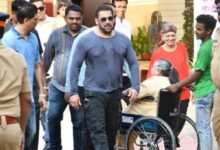 LS Polls: Salman Khan arrives in style to cast his vote in Mumbai