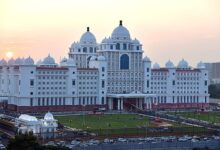 The State cabinet decides to invite UPA chairperson Sonia Gandhi and felicitate her during the Telangana Formation Day celebrations to be held in Hyderabad on June 2 in a grand way.