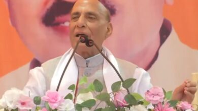 Congress will get extinct like dinosaurs: Rajnath Singh