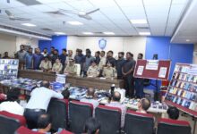Phone smuggling racket busted, 17 held
