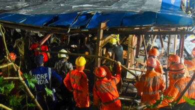 Mumbai hoarding collapsed