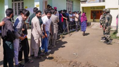 After years of threats, people step out to vote in J-K's Baramulla