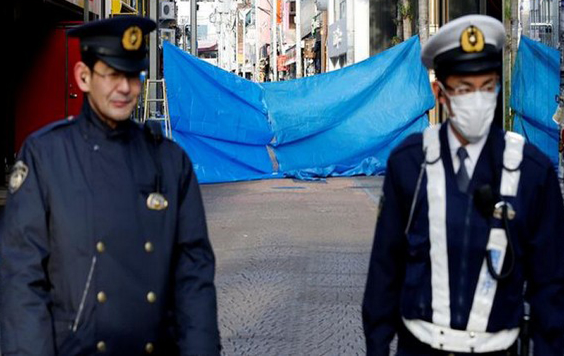 Car ploughs into crowd in Tokyo, 9 injured