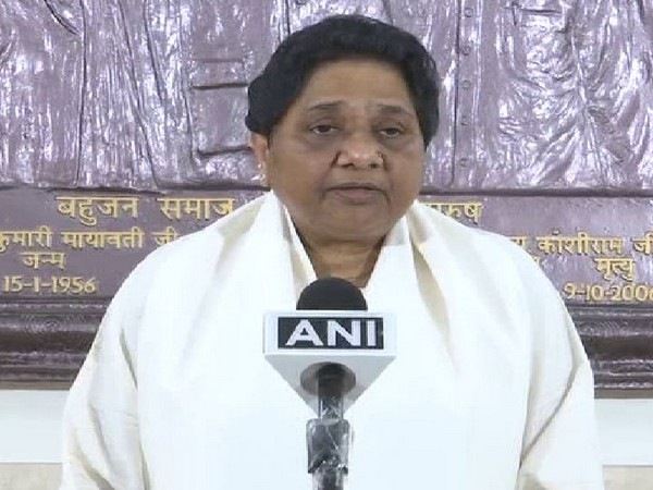 Mayawati again blasts both BJP, Congress