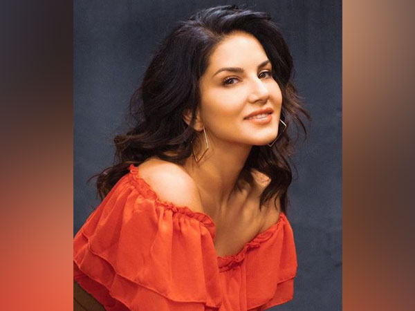 sunny leone s pussy photos free to view porn