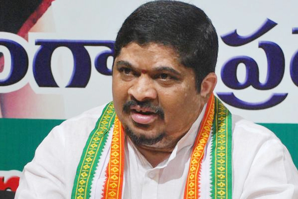 Call off truckers strike, says Minister Ponnam Prabhakar   