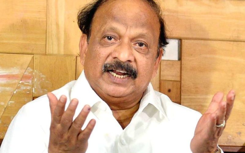 Except Roshan Baig, 16 Karnataka ex-MLAs join BJP