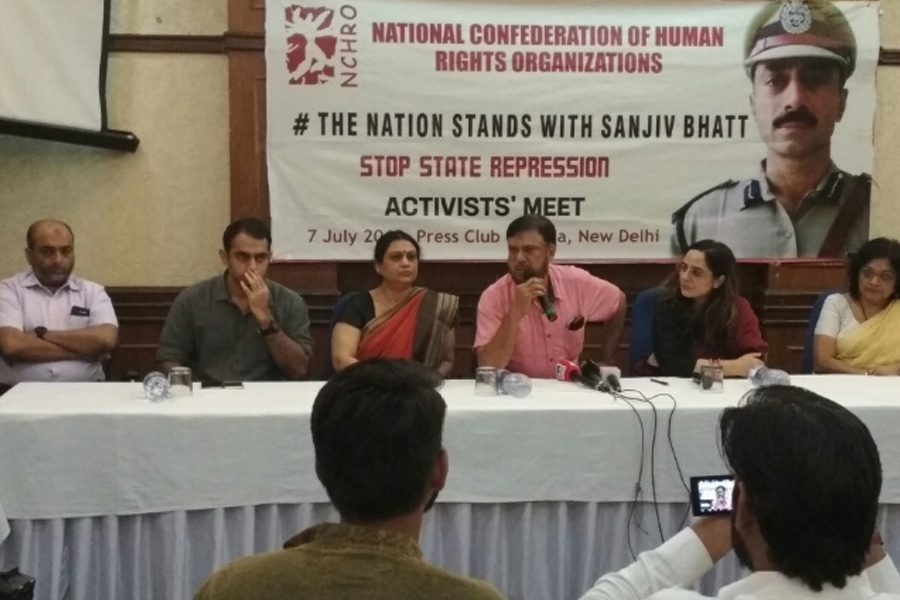 Sanjiv-Shewta-Bhatt-