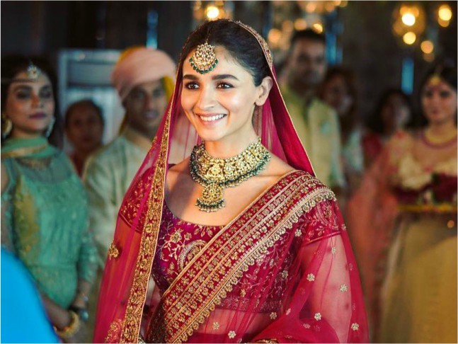 Alia Bhatt experiences her 'Dulhan wali feeling'