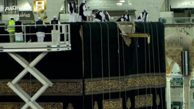 Gilaf-E-Kaabah-Changing-Ceremony