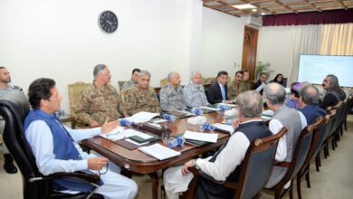 Pakistan expels Indian envoy, suspends trade over Kashmir