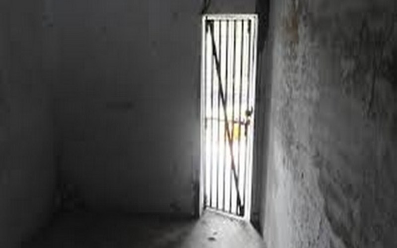 Man jailed for raping daughter