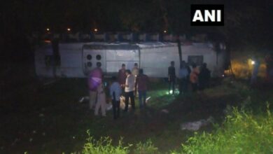 Telangana: 15 injured as bus overturns in Suryapet