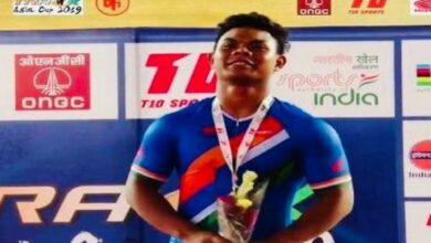Esow Alben bags gold medal at Track Asia Cup