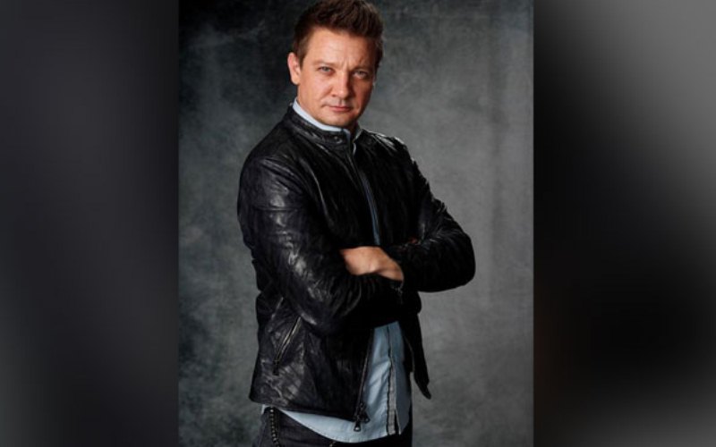 Jeremy Renner's ex-wife requests sole custody of daughter