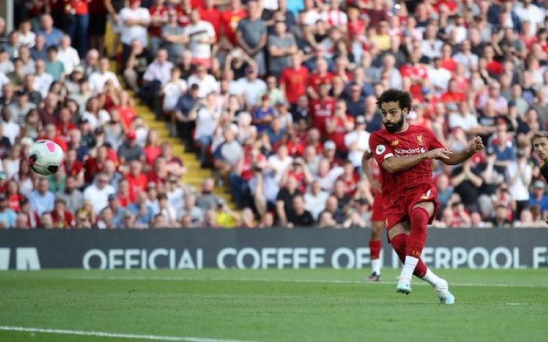 Mohamed Salah brushes off rumours related to rift with Sadio Mane
